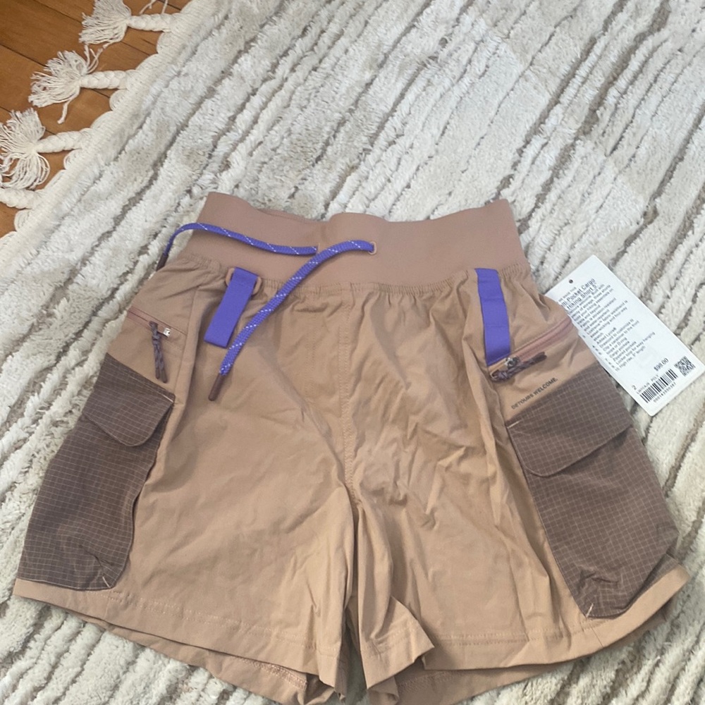 Lululemon size 2 shorts. 5” inseam. “Multipocket Cargo HR Hiking Short”